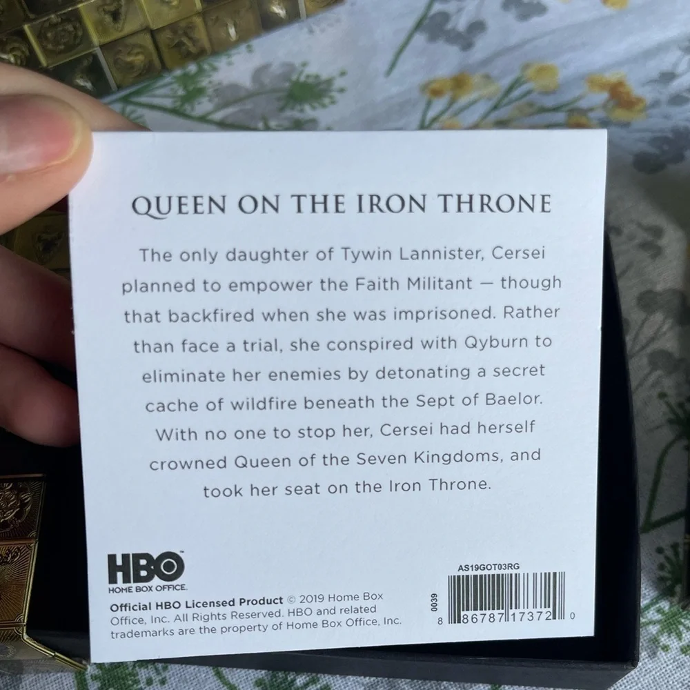 NEW Game of Thrones “House Lannister Bangle in gold“ Alex and Ani‎